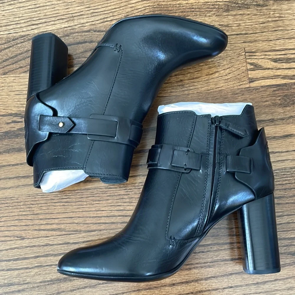 Tory Burch Colton 85MM Galleon Leather Bootie in Perfect Black